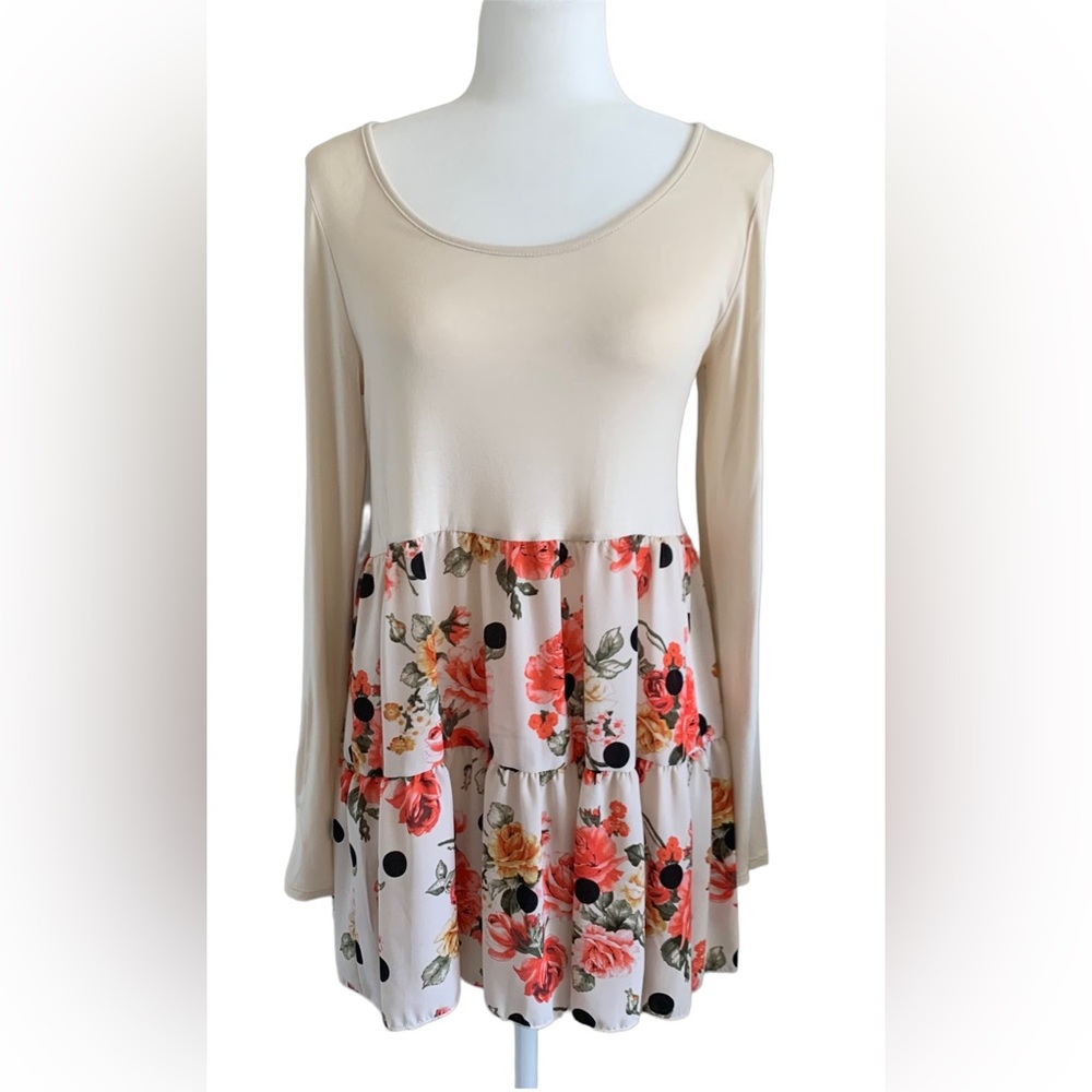 NWOT Women’s Flowy Top